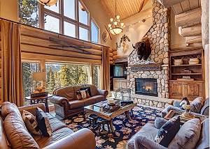 Main level great room