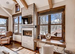 Skye Beinn Master Suite