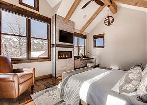Skye Beinn Master Suite
