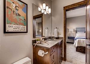 Bagpipe king ensuite