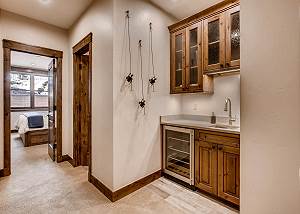 Lower Level Wet Bar