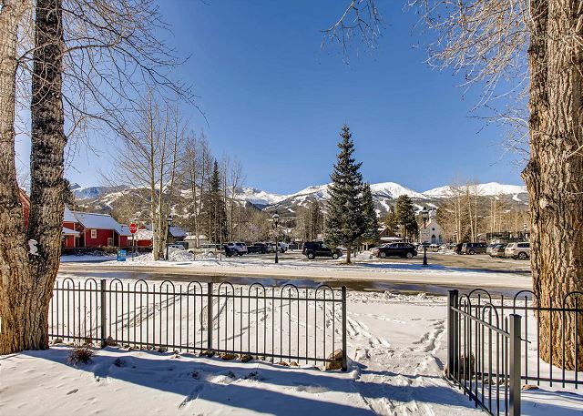 Front House Access to Harris Street