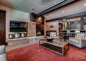 Mid level den