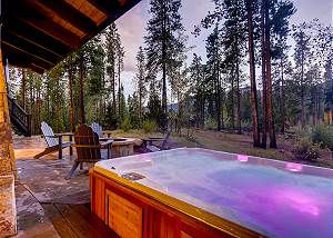 Private hot tub