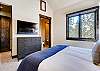 Eagles Nest King Suite