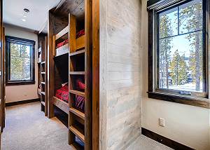 Mountain Top Bunk Suite