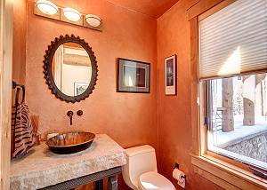 Main level powder bath