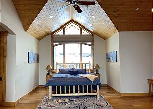 Crest Family Suite