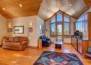 Crest Family Suite - (New Photo to come)