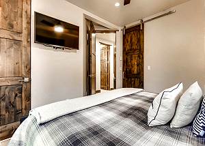 Peruvian King Suite