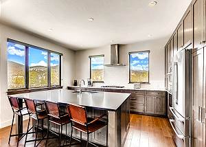 Gourmet kitchen with Bosch appliances