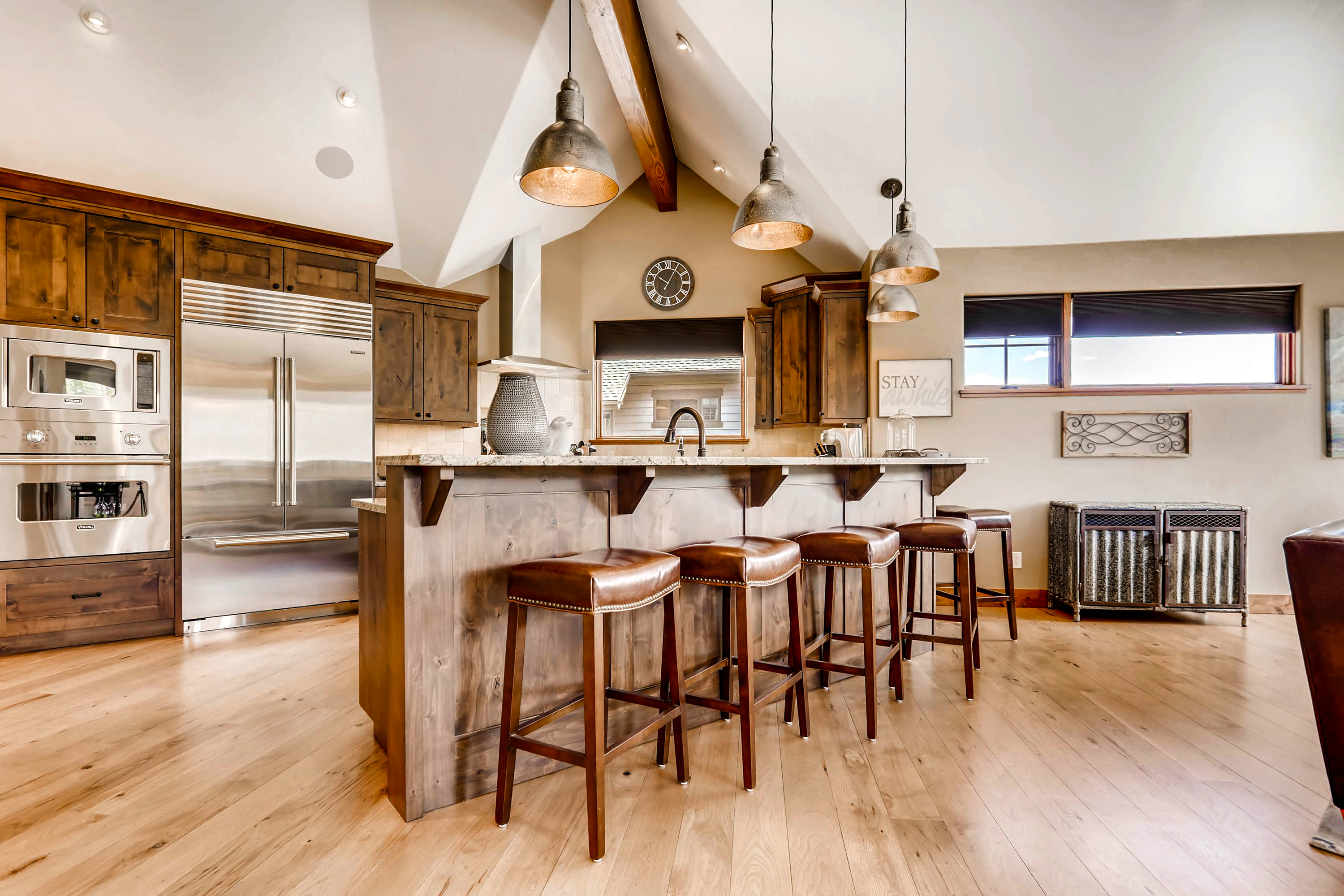 Rustic charm in this fully stocked kitchen