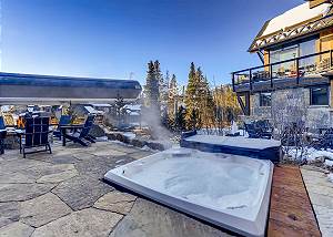 Private in-ground hot tub