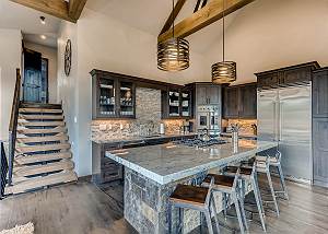 Shiny kitchen with Viking appliances