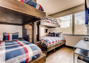 Cub's Bunk