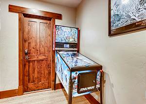 Pin ball