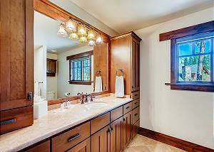 Reminiscence King en-suite