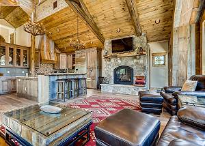 High ceilings and open concept layout