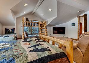 Kodiak's Troop Room