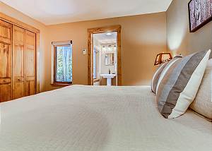 King Bear Bedroom Suite