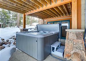 Private hot tub