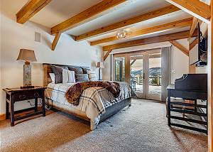 Serenity Bowl King Suite