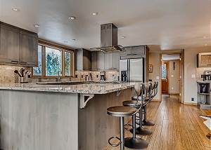Seating at the kitchen bar