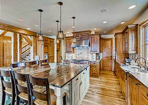This Professional-Grade Kitchen