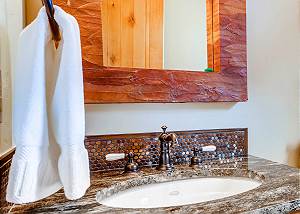 Main Level Powder Bath