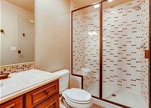 Sleepy Moose Ensuite Bath