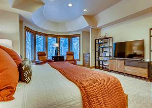 Woodland Master Suite