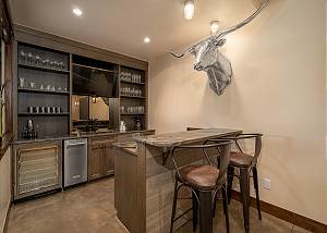 Wet bar
