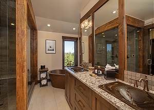 Highland Ensuite Bath