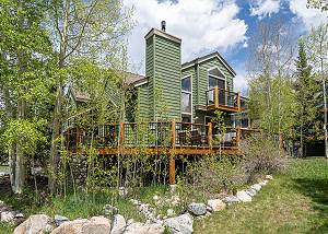 Exterior View of Aspen Basin