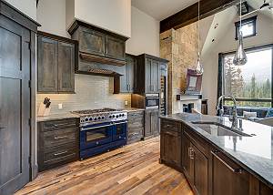 The Kitchen features