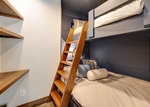 Bunk Alcove with Twin Bunk Bed