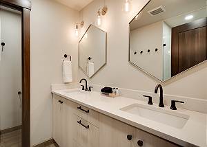 Lower Level Full Bath