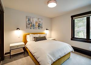 Starlight Queen Bedroom