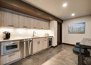 Wet bar