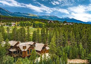 Enjoy world class skiing