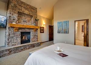 The Majestic Mountain Suite