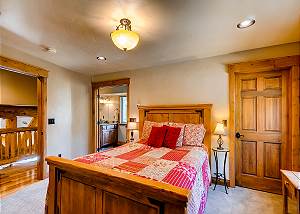 North Suite