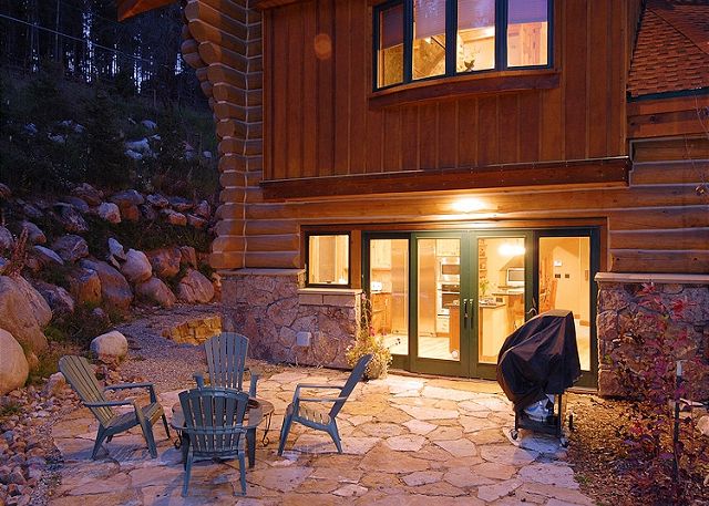 with BBQ gas grill and outdoor fire pit (in summer months only)