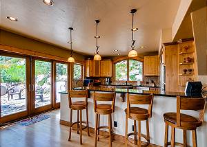 Breakfast bar seats