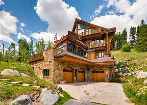 Exterior View of Alpine Majesty