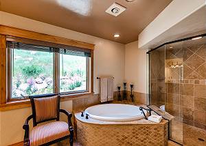 South Suite bathroom