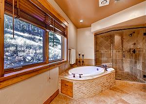South Suite Ensuite Bath