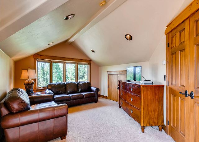 outside of Eagle's Nest Suite