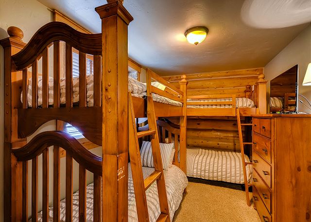- sleeps 4 in two sets of twin bunk beds