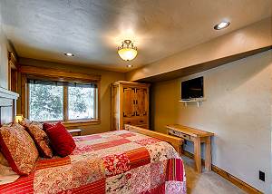 North Suite